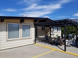 Osoyoos Lakeview Inn & Suites