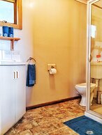 Twelve Apostles Motel & Country Retreat