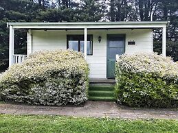 Twelve Apostles Motel & Country Retreat