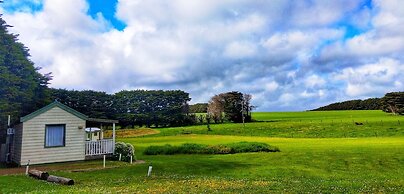 Twelve Apostles Motel & Country Retreat