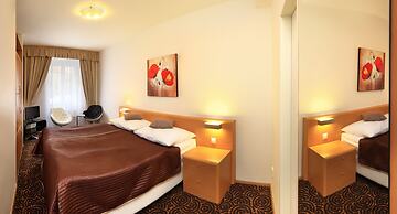 Salvator Superior Apartments