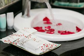 Diamond Legend Hotel