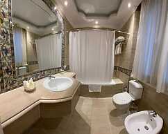 Windsor Palace Luxury Heritage Hotel Since 1906 by Paradise Inn Group