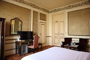 Windsor Palace Luxury Heritage Hotel Since 1906 by Paradise Inn Group
