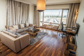 Golden Tulip Dammam Corniche Hotel