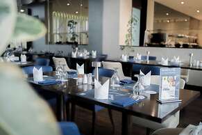 Golden Tulip Dammam Corniche Hotel