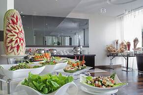 Golden Tulip Dammam Corniche Hotel