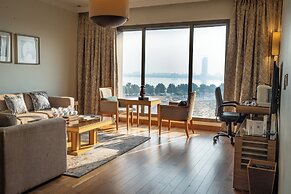 Golden Tulip Dammam Corniche Hotel