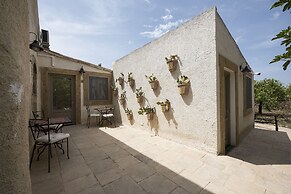 Baglio Siciliamo Country House Adult Only