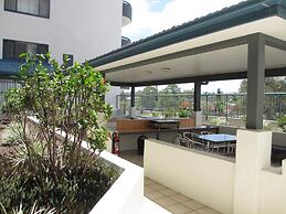 Springwood Tower Apartment Hotel