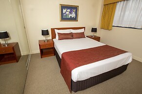 Springwood Tower Apartment Hotel