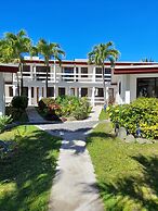 Reefcomber Sunset Beach