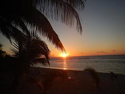 Reefcomber Sunset Beach