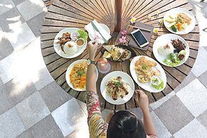 The GRAND PALACE Hotel - YOGYAKARTA