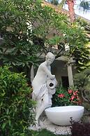 The GRAND PALACE Hotel - YOGYAKARTA