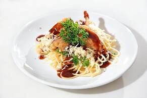 The GRAND PALACE Hotel - YOGYAKARTA