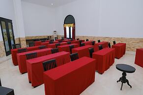 The GRAND PALACE Hotel - YOGYAKARTA