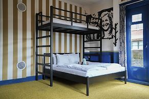 Hostel ROOM Rotterdam