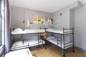 Hostel ROOM Rotterdam