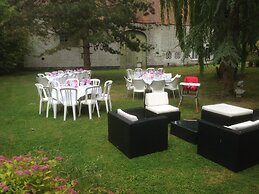 La Ferme Blanche, The Originals Relais