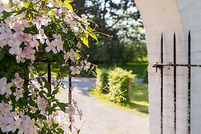 La Ferme Blanche, The Originals Relais