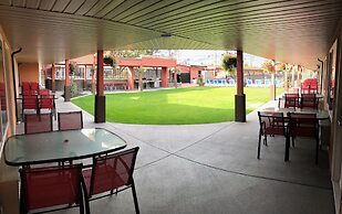 Sahara Courtyard Inn