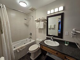 Sahara Courtyard Inn