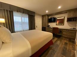 Sahara Courtyard Inn