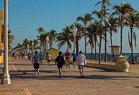 Riptide Oceanfront Hotel