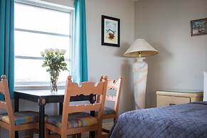 Riptide Oceanfront Hotel