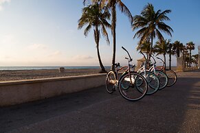 Riptide Oceanfront Hotel