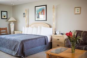 Riptide Oceanfront Hotel