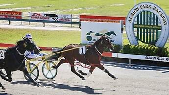 Quest Breakfast Creek