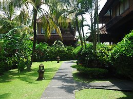 Sri Aksata Ubud Resort