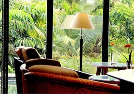 Richwood Garden Hotel