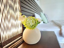 Lanta Mermaid Boutique House