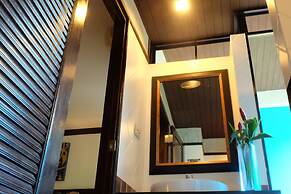 Lanta Mermaid Boutique House