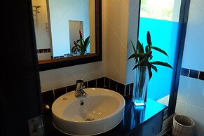 Lanta Mermaid Boutique House