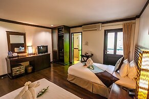 Lanta Mermaid Boutique House