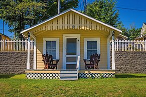 Half Moon Motel & Cottages