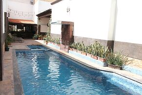 Hotel Rincón Real Suites