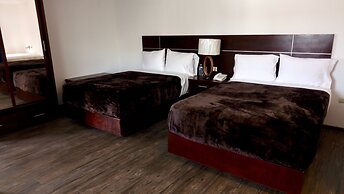 Hotel Rincón Real Suites