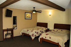 Hotel Rincón Real Suites