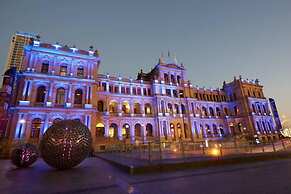 The Astor Apartments