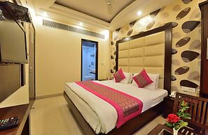 Hotel Aman International at New Delhi Station