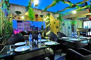 Hotel Aman International at New Delhi Station