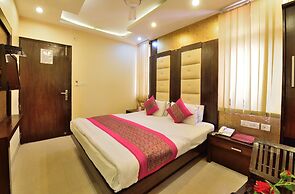 Hotel Aman International at New Delhi Station