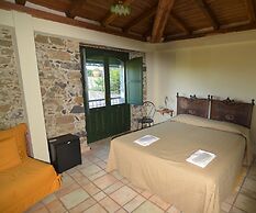 Antico Borgo Etneo Country Hotel