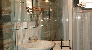 Antico Borgo Etneo Country Hotel