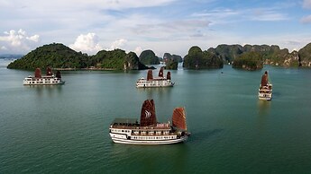Halong Glory Legend Cruise